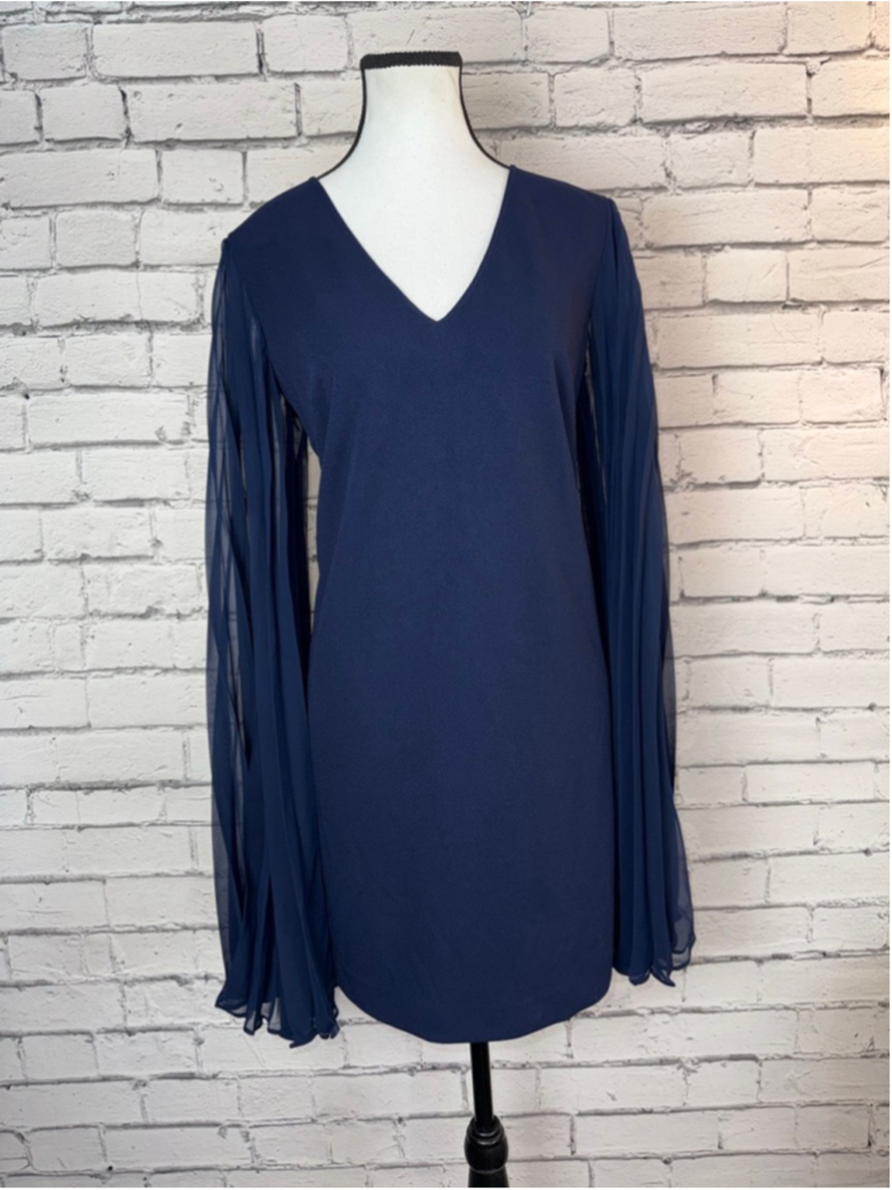 Women's Trina Turk Navy Celestina Mini Dress w/ Pleated Cape Sleeves Size 8 NEW - Picture 2 of 14